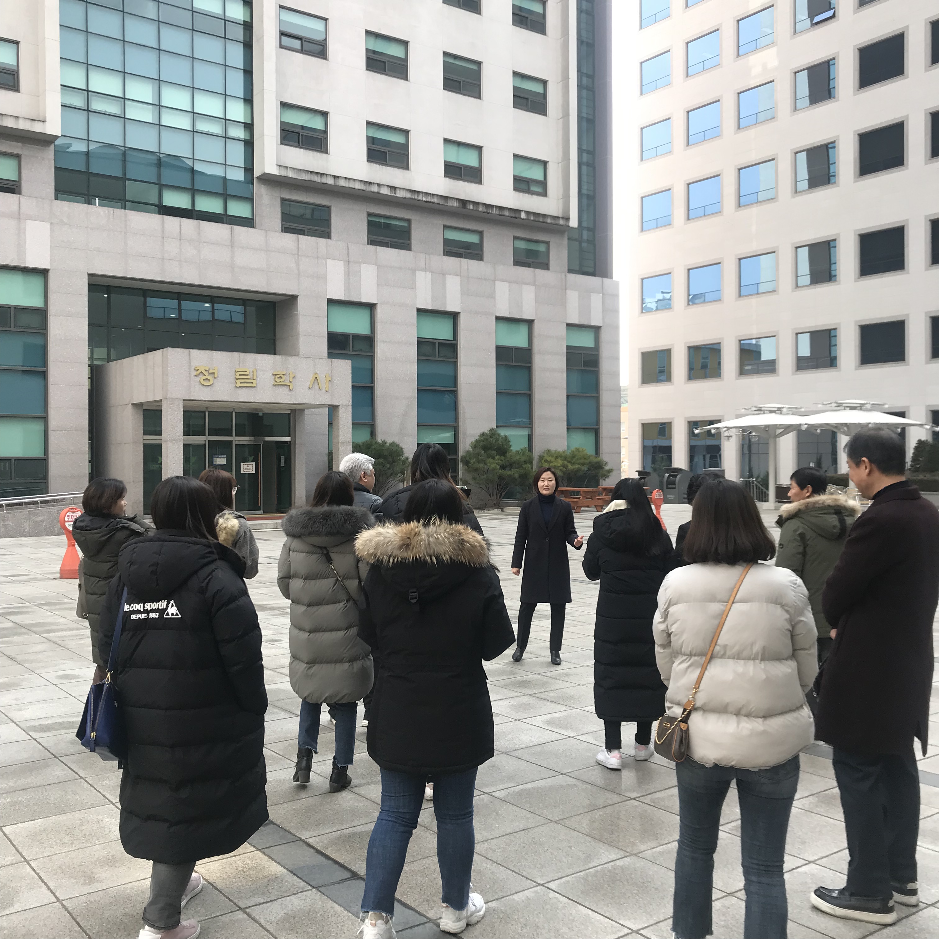 썸네일 사진