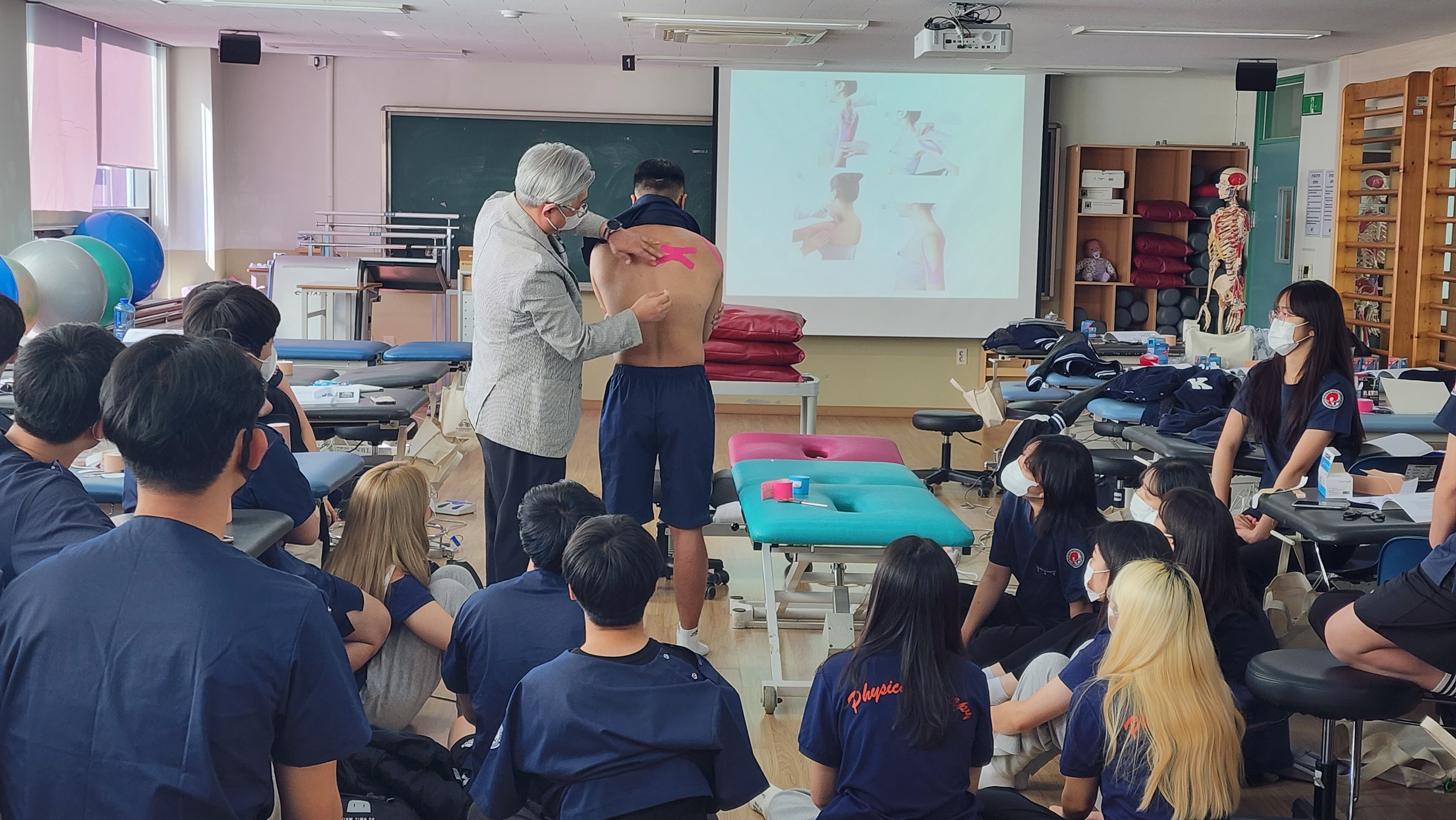 썸네일 사진