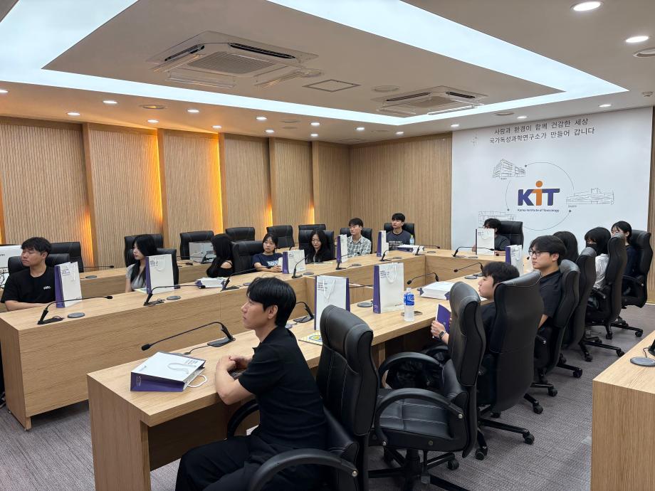 썸네일 사진